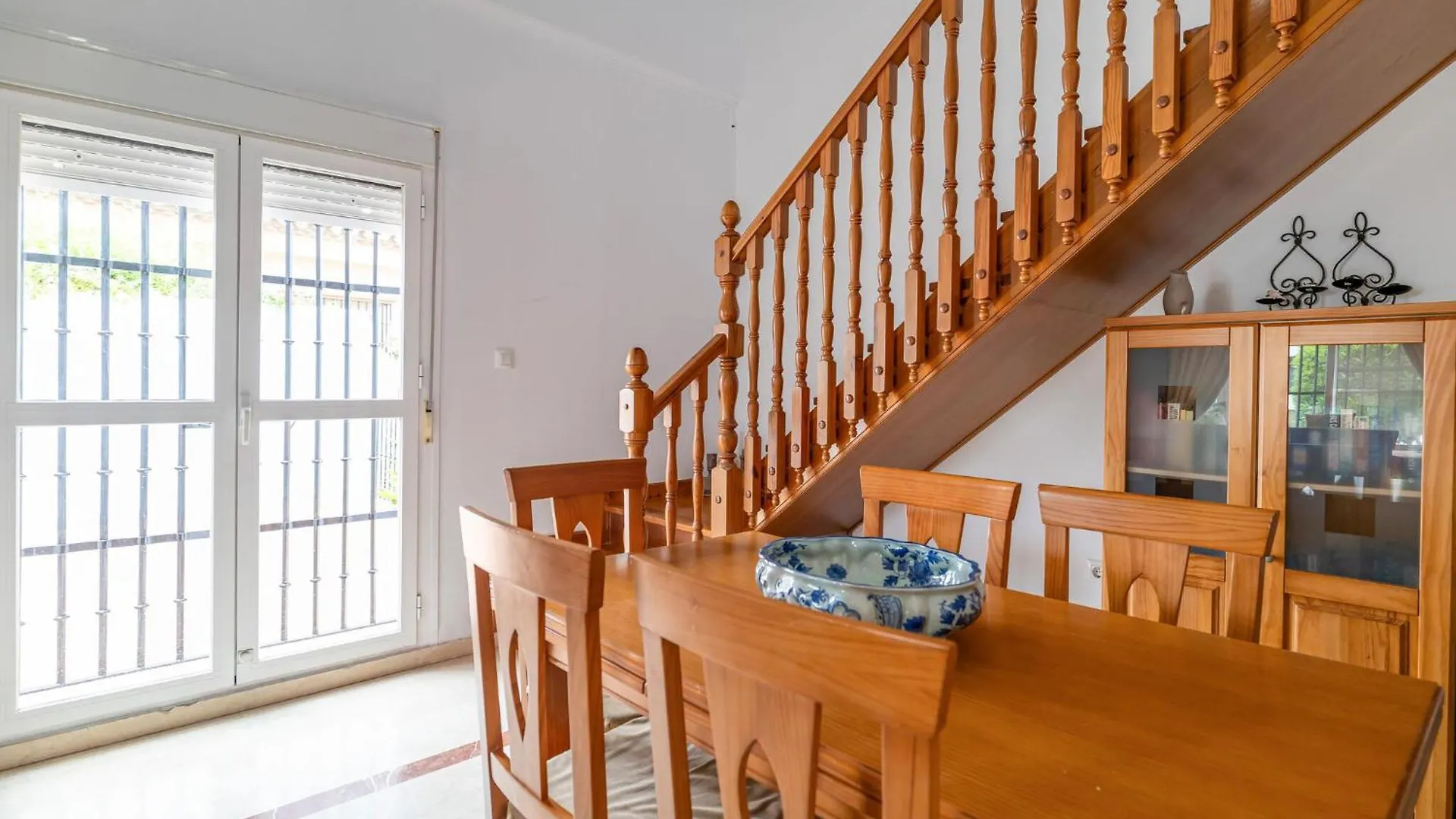 Amazing Home In Chiclana De La Frontera